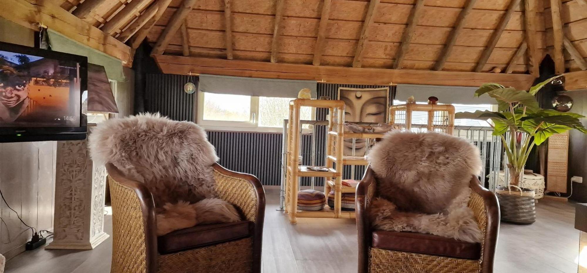 De Hooiberg Bed & Breakfast เอลสท์ ภายนอก รูปภาพ