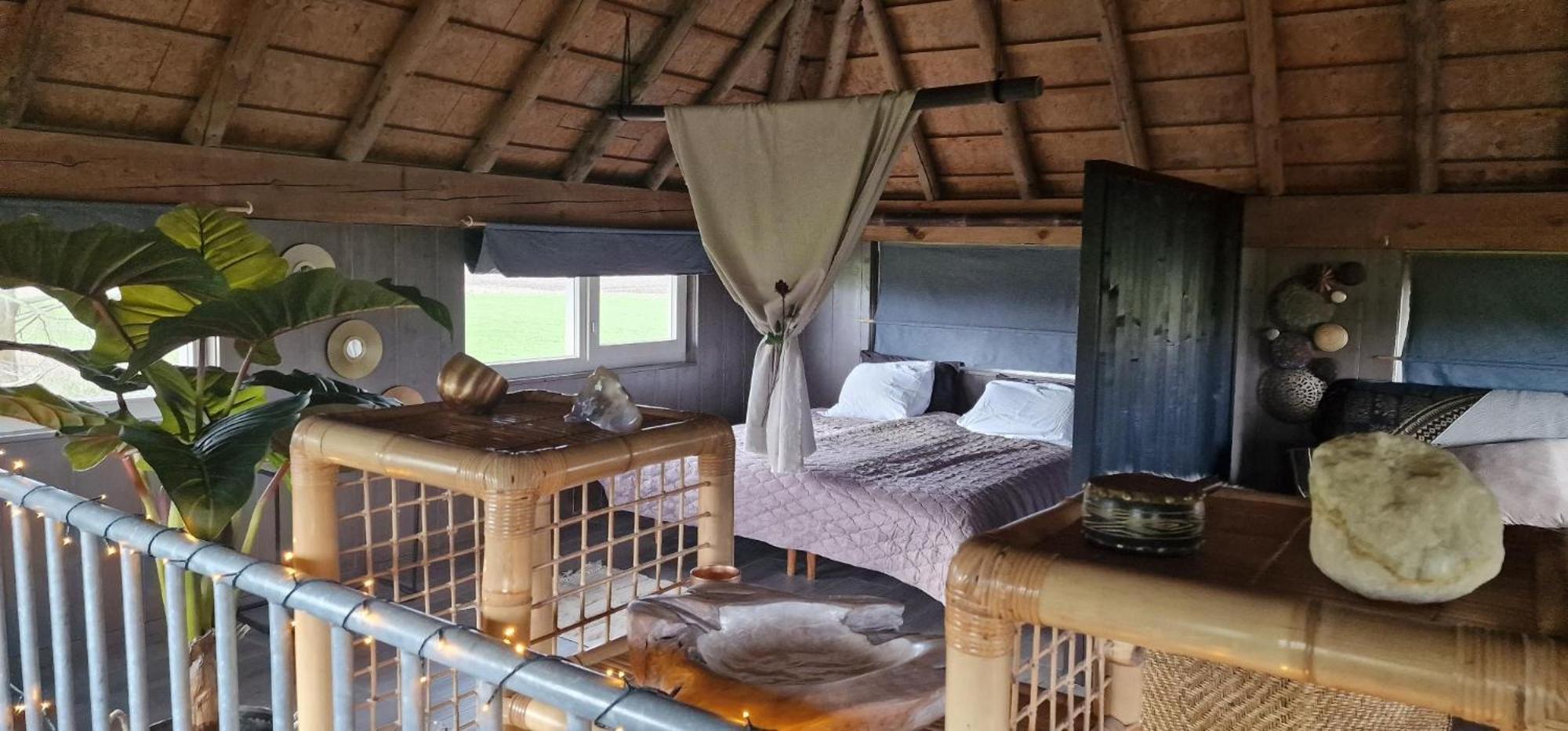 De Hooiberg Bed & Breakfast เอลสท์ ภายนอก รูปภาพ